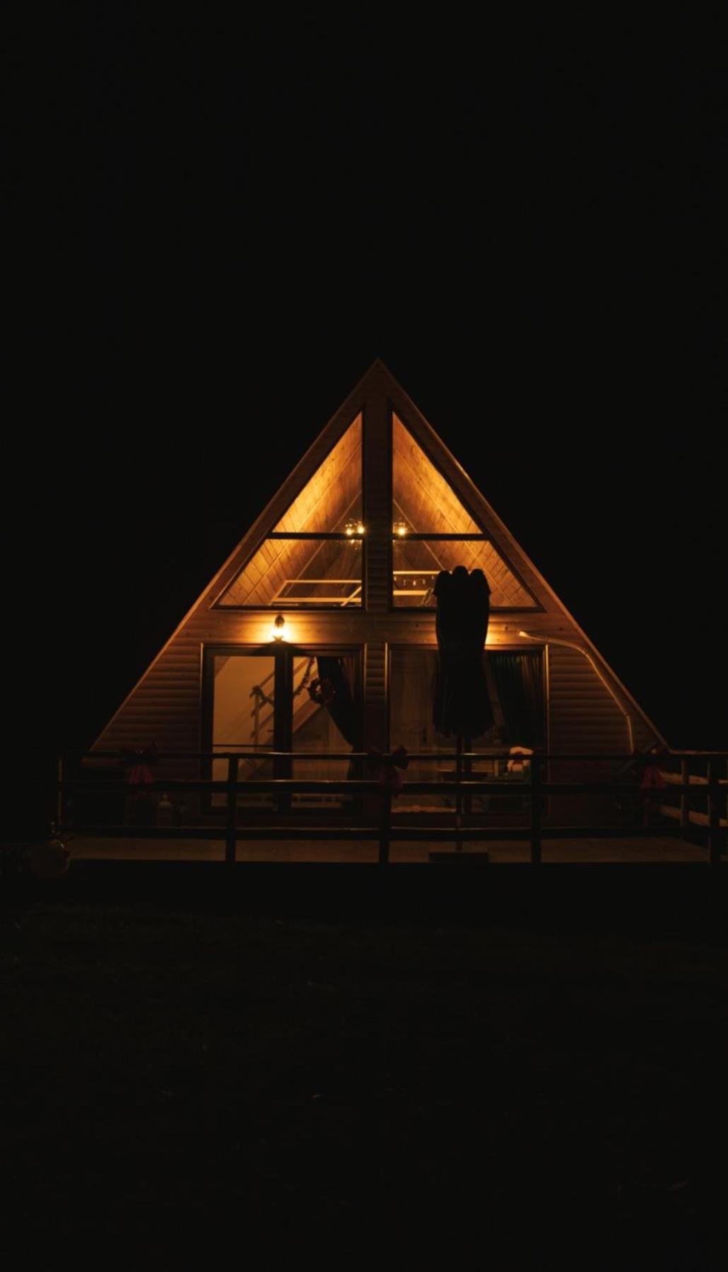 La Poalele Vulcanilor Campsite Densus